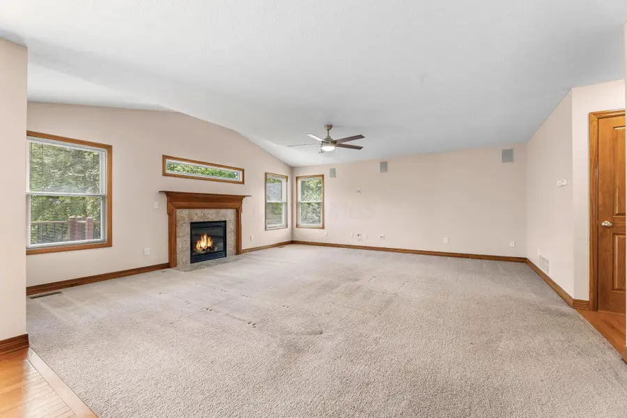 11710 Bridgewater Drive, Pickerington, OH 43147 - #3