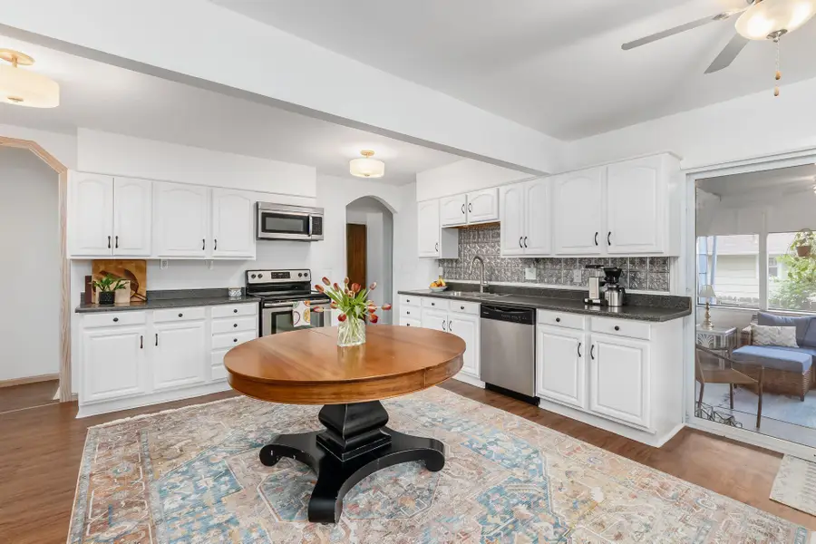 375 Potawatomi Drive, Westerville, OH 43081 - #3