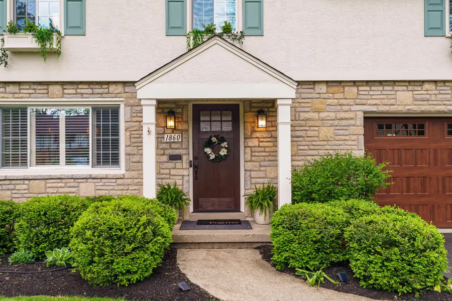 1860 Elmwood Avenue, Columbus, OH 43212 - #3