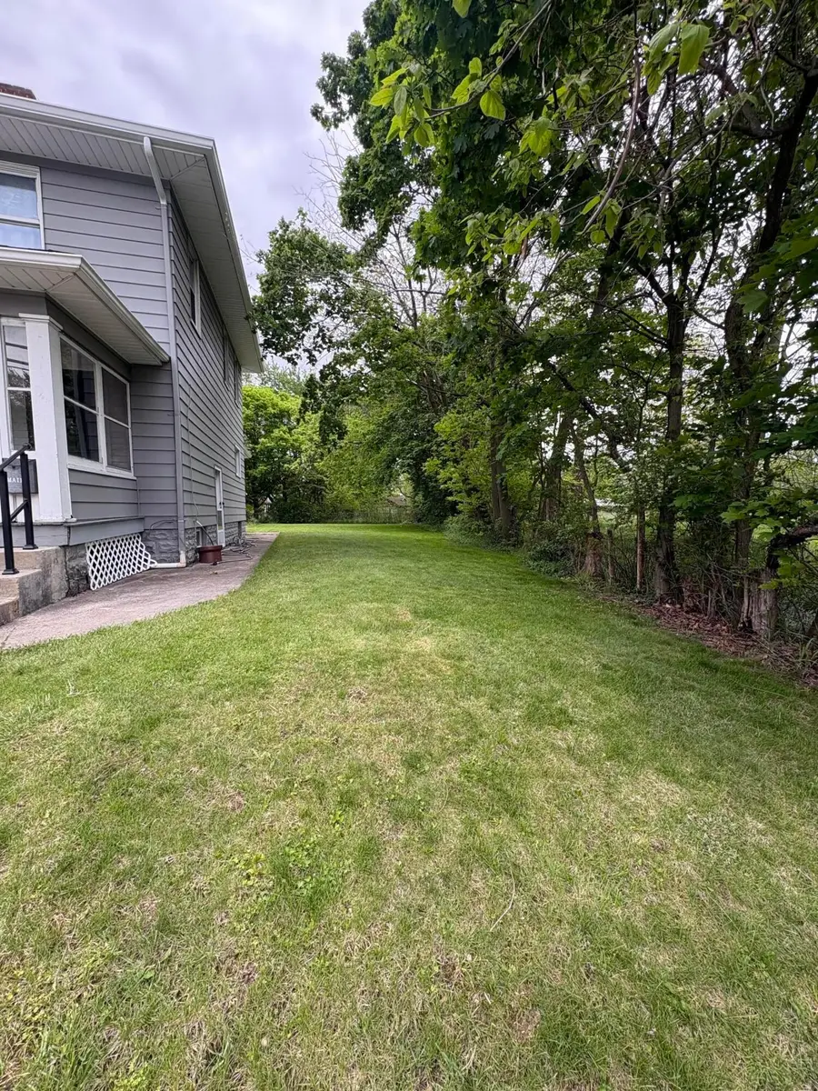 160 Elm Street, London, OH 43140 - #2