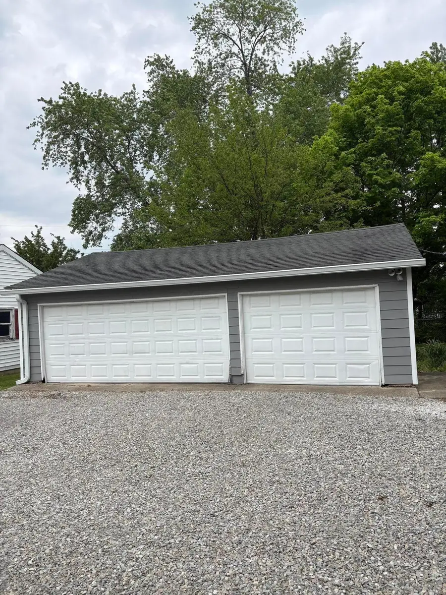 160 Elm Street, London, OH 43140 - #3
