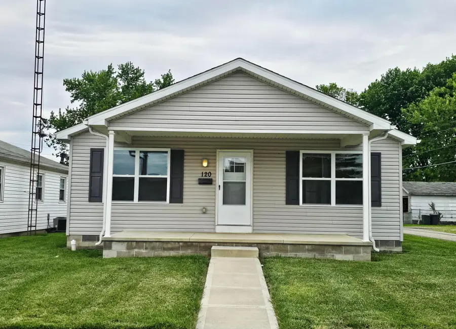 120 N Oakland Avenue, Washington Court House, OH 43160 - #2