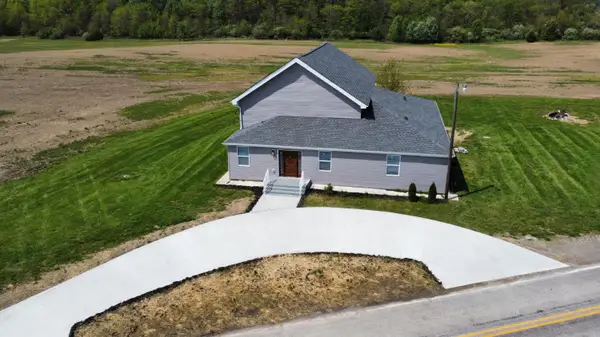 8885 Peters Road, Ashley, OH 43003