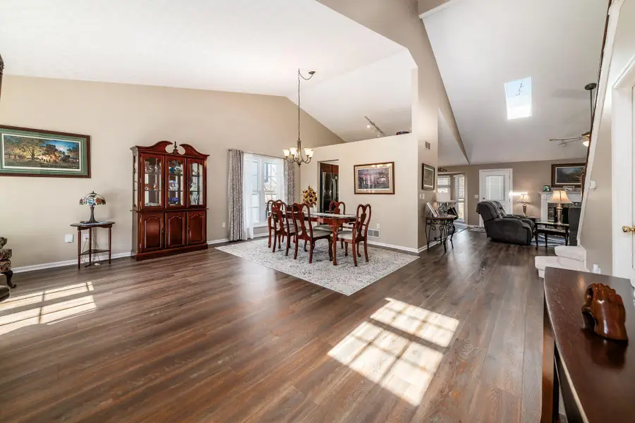 114 Highmeadow Drive, Columbus, OH 43230 - #3