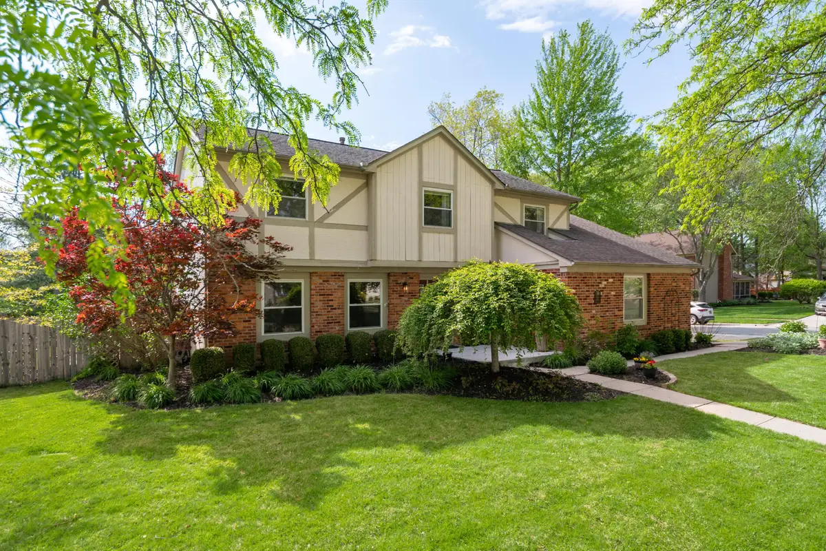 7971 Stonehurst Drive, Dublin, OH 43016 - #1