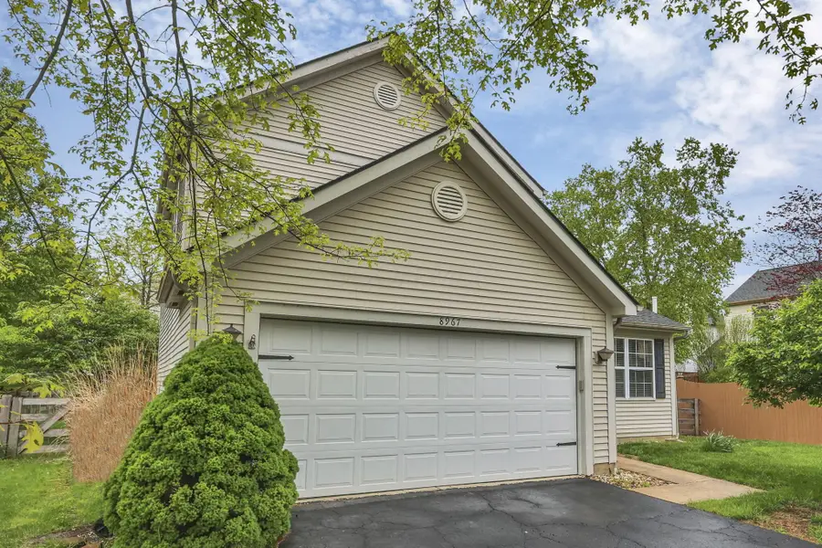 8967 Holquest Drive, Lewis Center, OH 43035 - #2