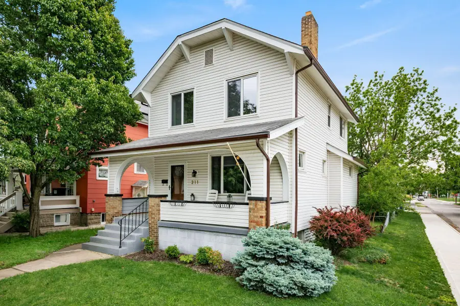 211 E Jenkins Avenue, Columbus, OH 43207 - #2