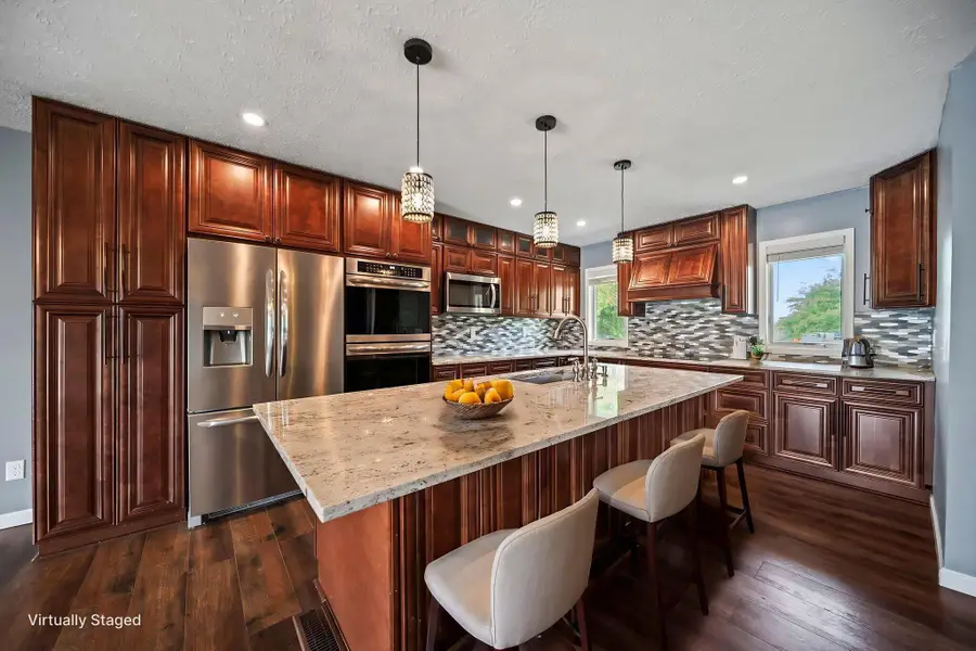 339 Thames Court, London, OH 43140 - #3