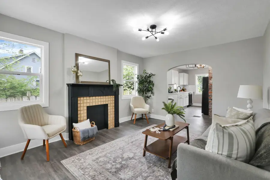 1448 Manchester Avenue, Columbus, OH 43211 - #2