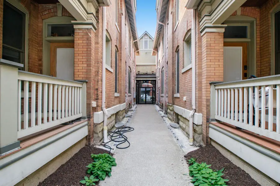 17 W 3rd Avenue, Columbus, OH 43201 - #2
