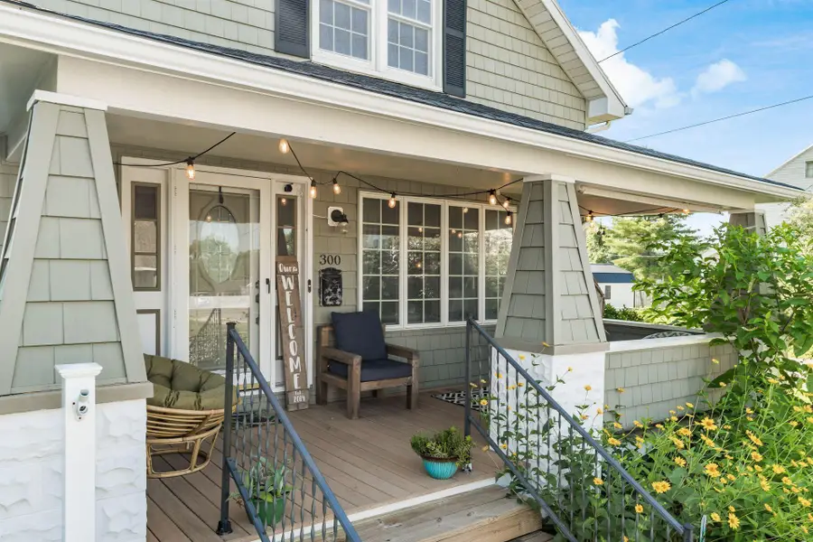300 Oak Street, Baltimore, OH 43105 - #3