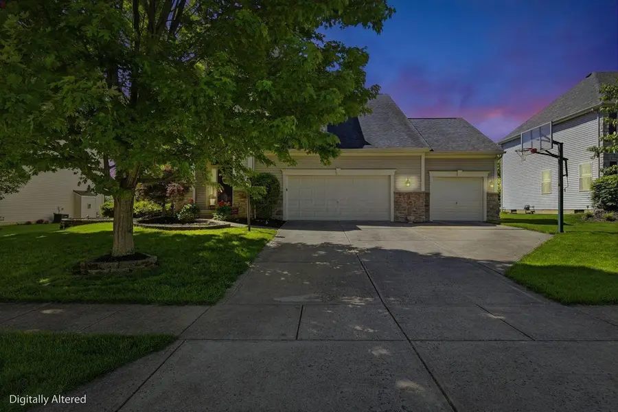 8877 Woodside Street, Canal Winchester, OH 43110 - #2