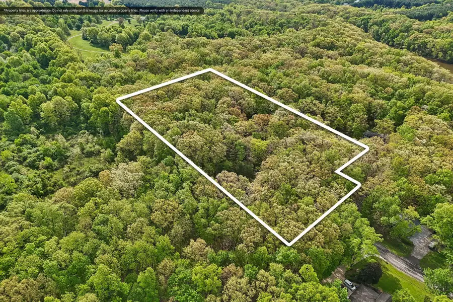 8080 Manitou Drive, Westerville, OH 43081 - #3