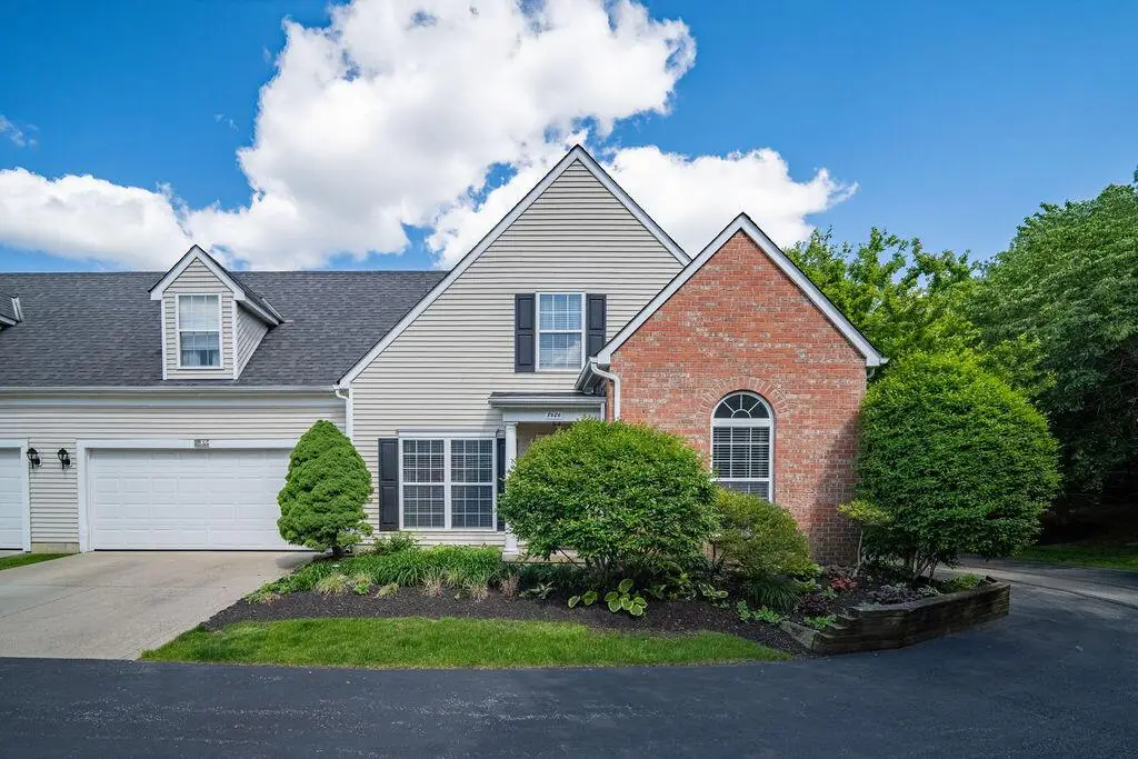 8626 Lazelle Commons Drive, Lewis Center, OH 43035 - #1