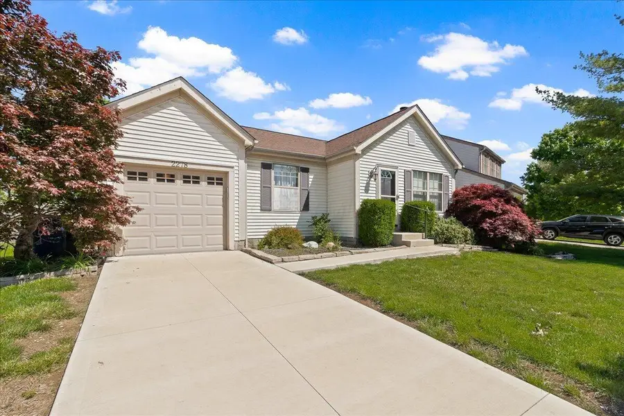 2278 Breeze Hill Drive, Grove City, OH 43123 - #2