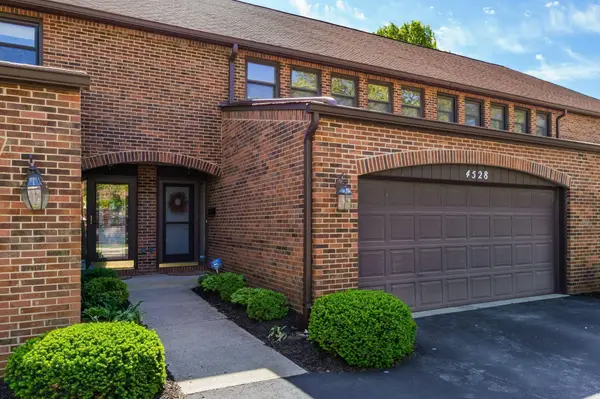 4528 Carriage Hill Lane, Columbus, OH 43220