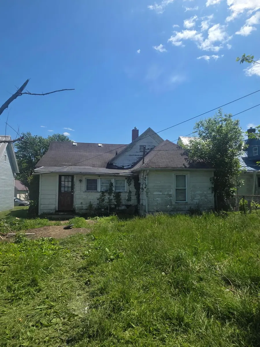 637 Pine Street, Greenfield, OH 45123 - #2