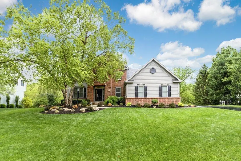 6271 Spinnaker Drive, Lewis Center, OH 43035 - #1