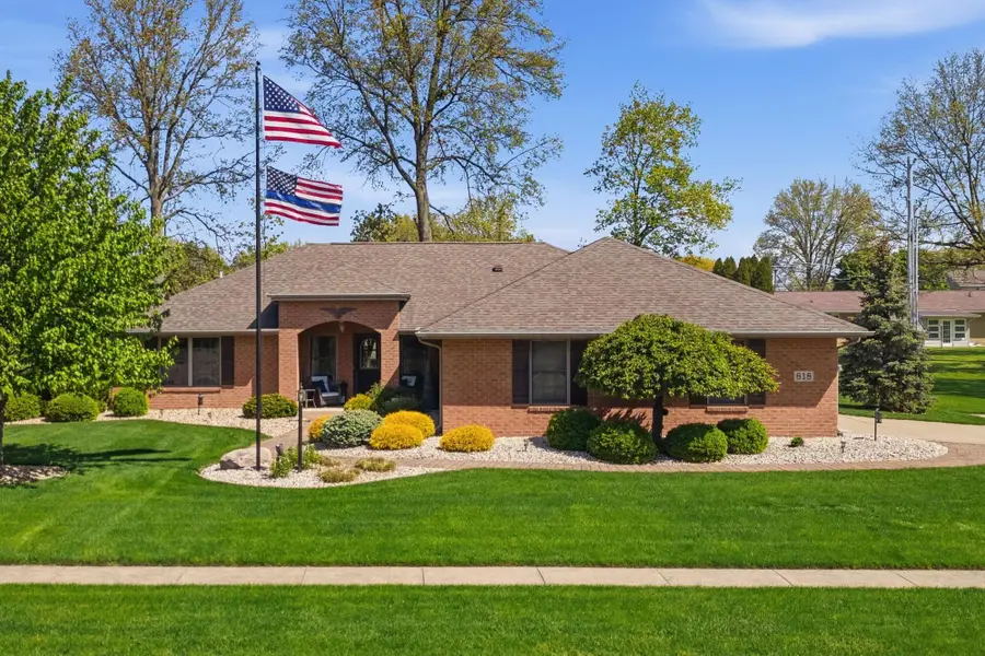 618 Linden Lane, Willard, OH 44890 - #3