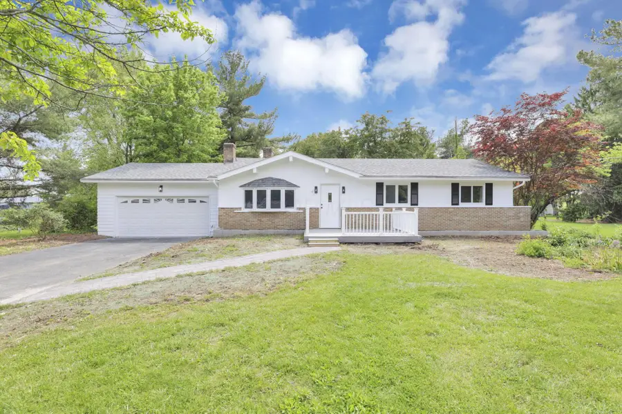 8 Summit Glen Road Sw, Pataskala, OH 43062 - #2