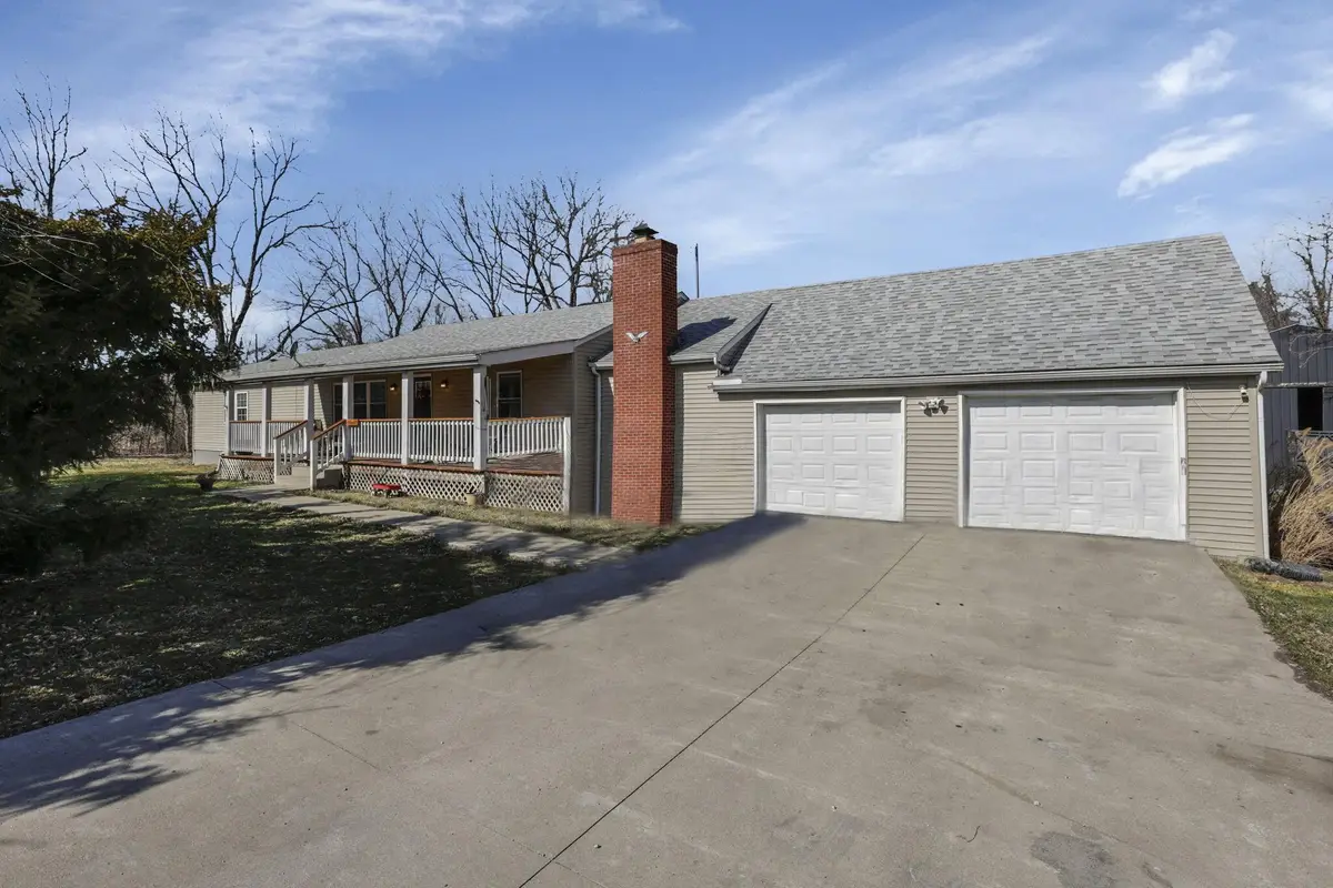 5060 Wheeling Road Ne, Lancaster, OH 43130 - #1