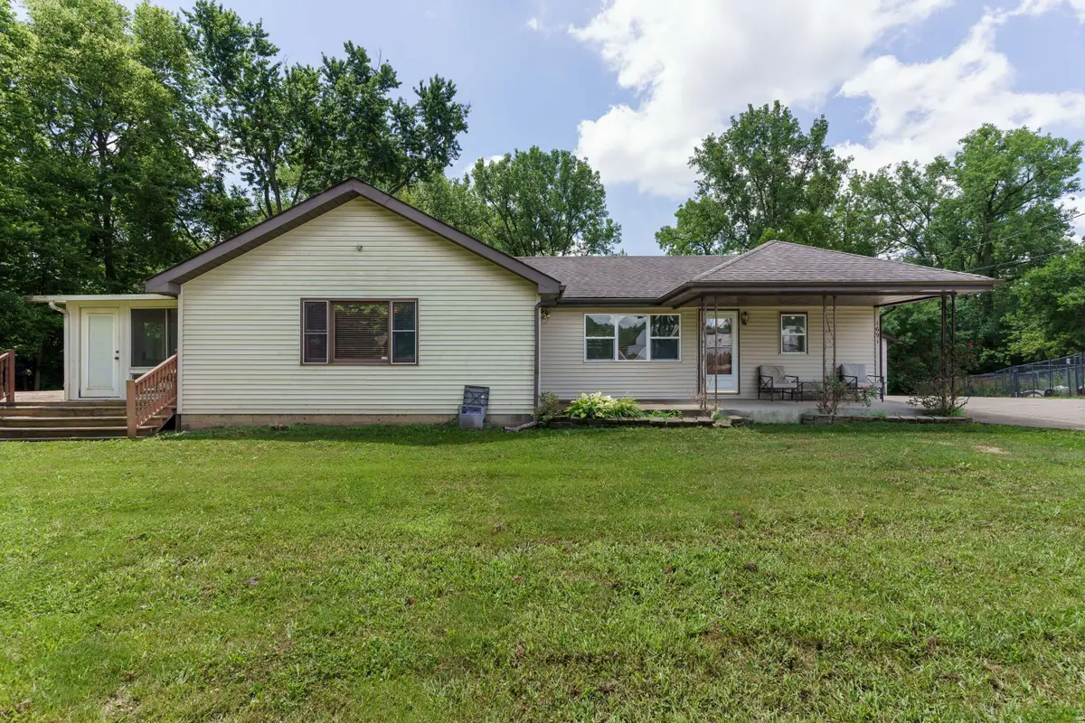 1691 Dyer Road, Grove City, OH 43123 - #1