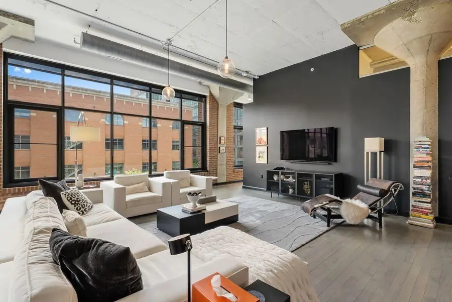 300 W Spring Street, Columbus, OH 43215 - #2