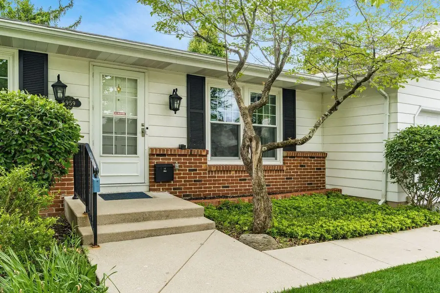 6959 Ardelle Drive, Reynoldsburg, OH 43068 - #3