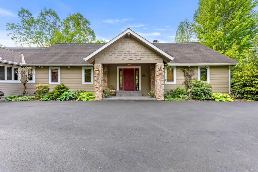 3040 West Point Road Se, Lancaster, OH 43130 - #2