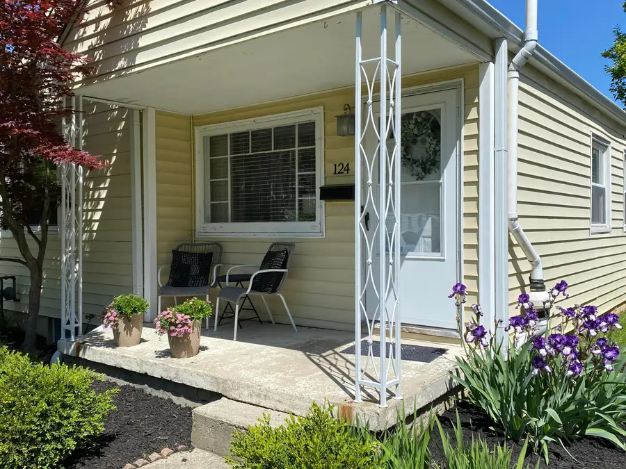 124 W Kanawha Avenue, Columbus, OH 43214 - #3
