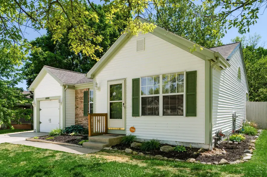2281 Breeze Hill Drive, Grove City, OH 43123 - #2