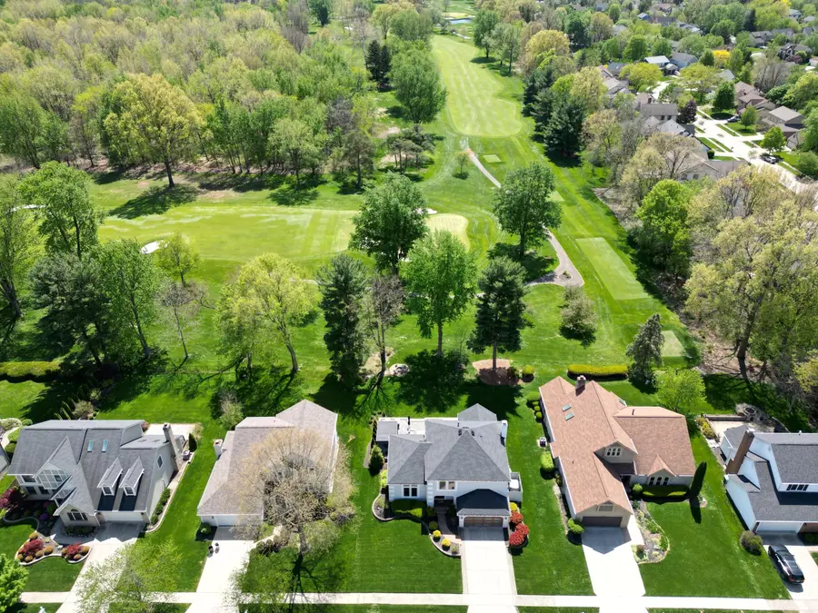 2097 Thistlewood Drive, Columbus, OH 43235 - #2