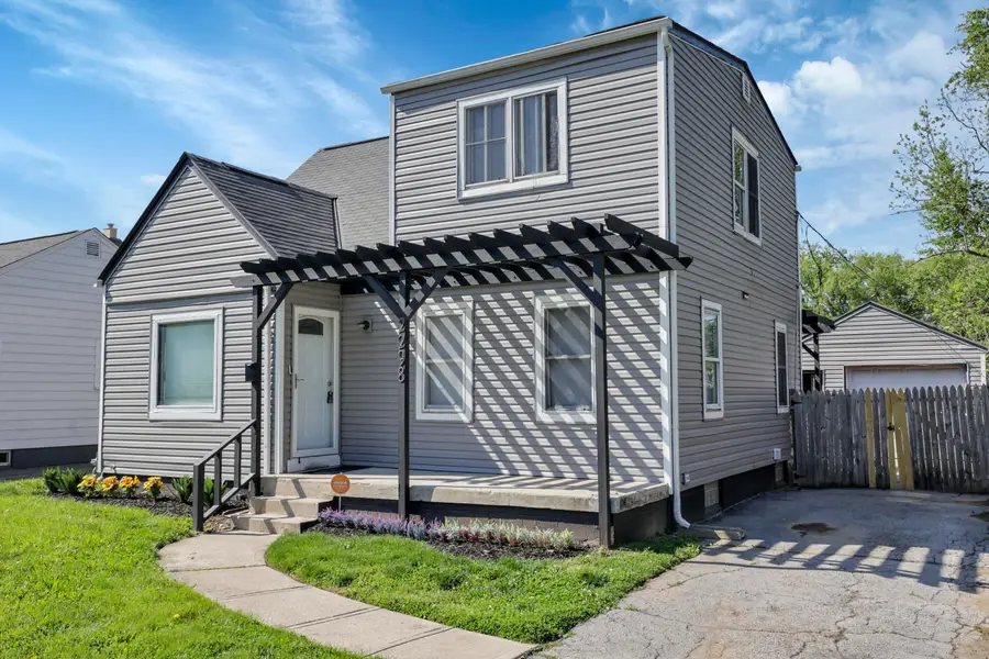 2298 Holt Avenue, Columbus, OH 43219 - #2