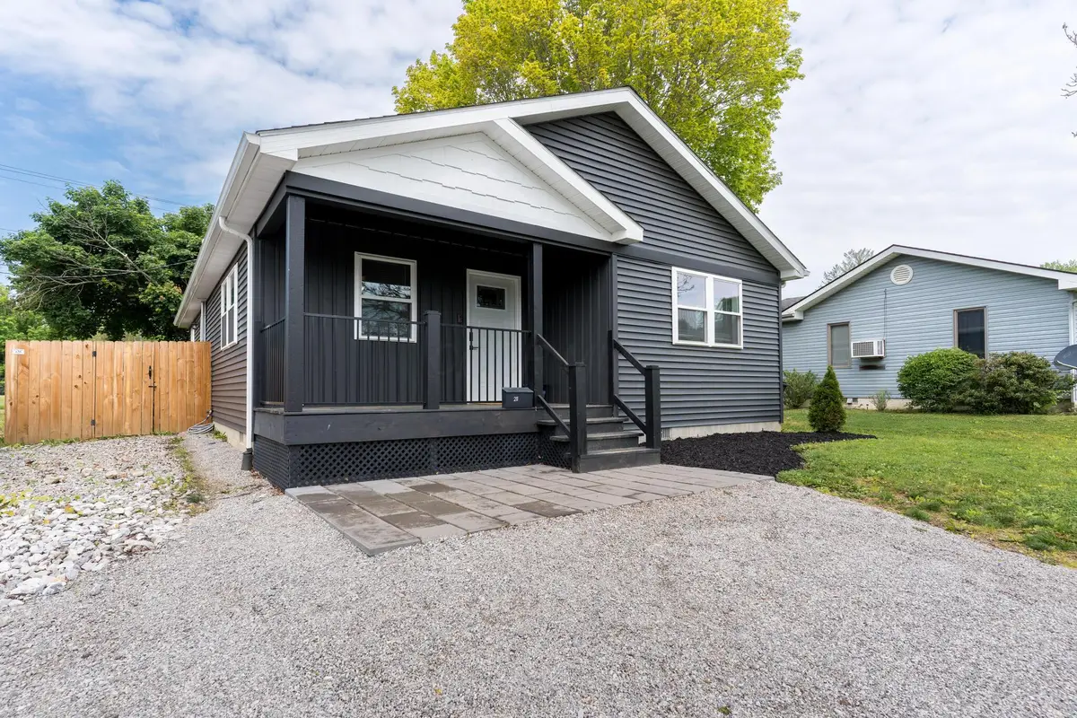 211 N Pearl Street, McArthur, OH 45651 - #1