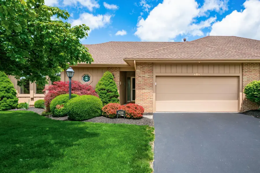 4298 Weybridge Court, Powell, OH 43065 - #2
