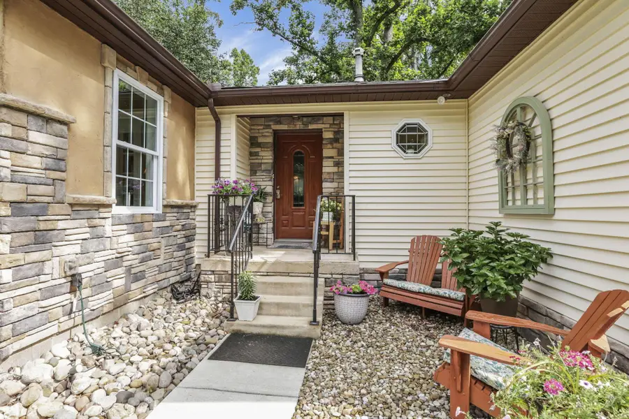 225 Sebaugh Drive, Zanesville, OH 43701 - #2