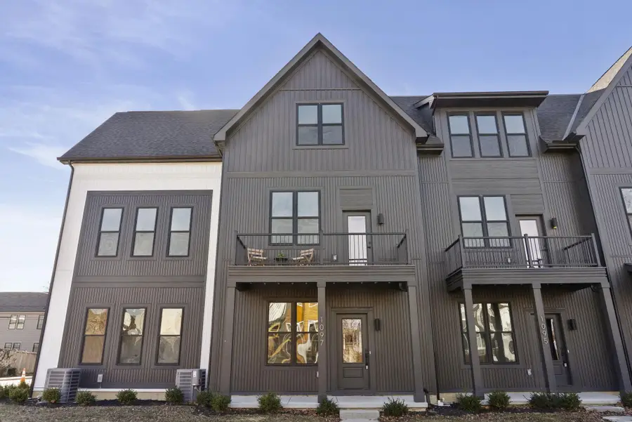 1097 Franklin Avenue, Columbus, OH 43205 - #2