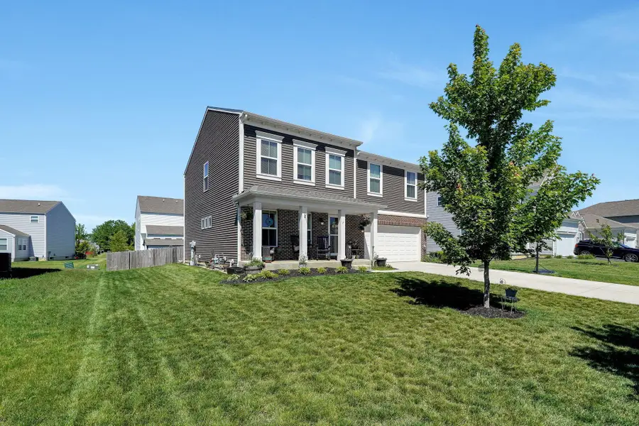 7 Burroughs Drive, Ashville, OH 43103 - #3