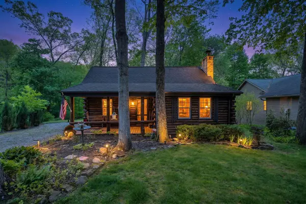 410 Apple Hill Drive N, Howard, OH 43028