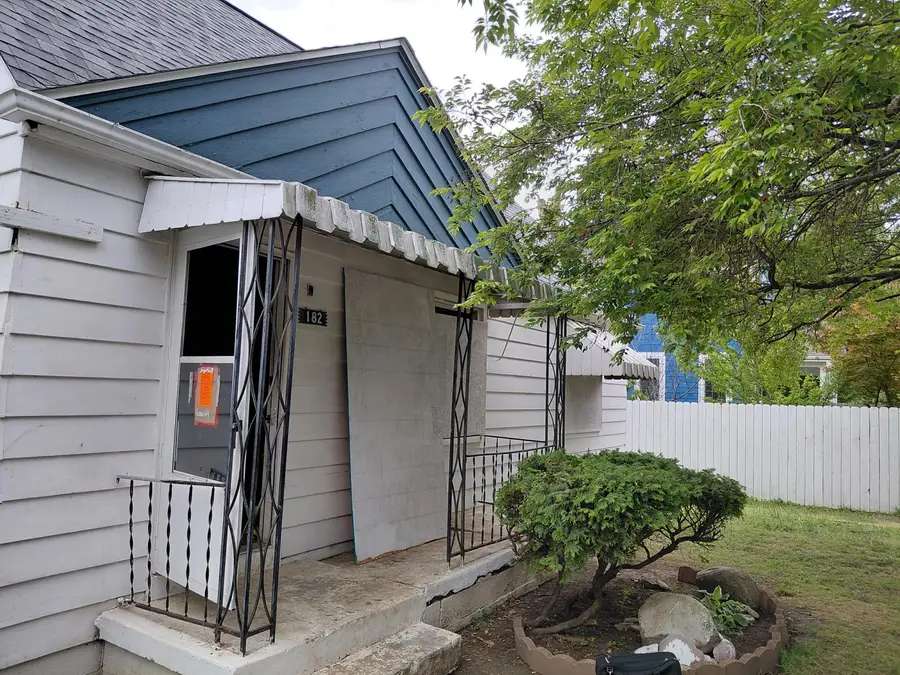 182 S Hague Avenue, Columbus, OH 43204 - #3