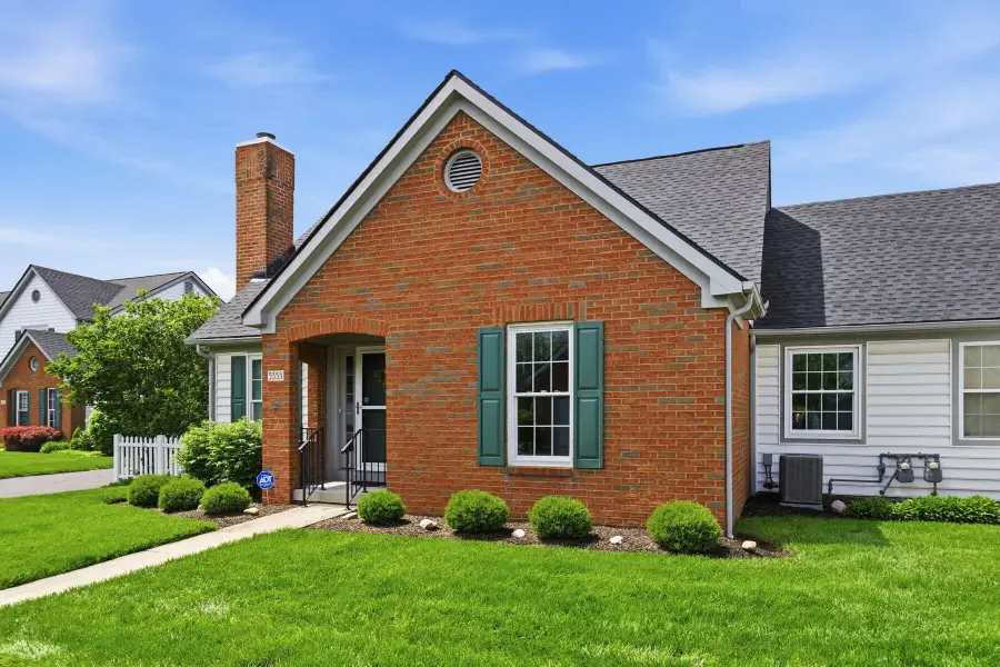 5353 Bethel Park Drive, Columbus, OH 43235 - #3