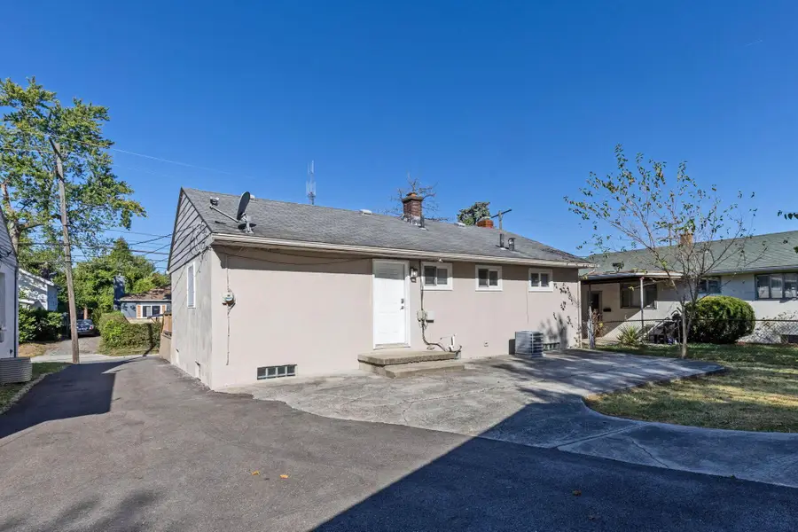 3134 Medina Avenue, Columbus, OH 43224 - #3