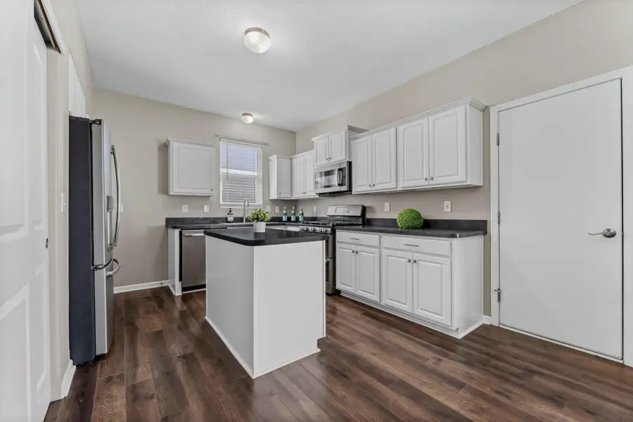 5633 Renner Road, Columbus, OH 43228 - #3
