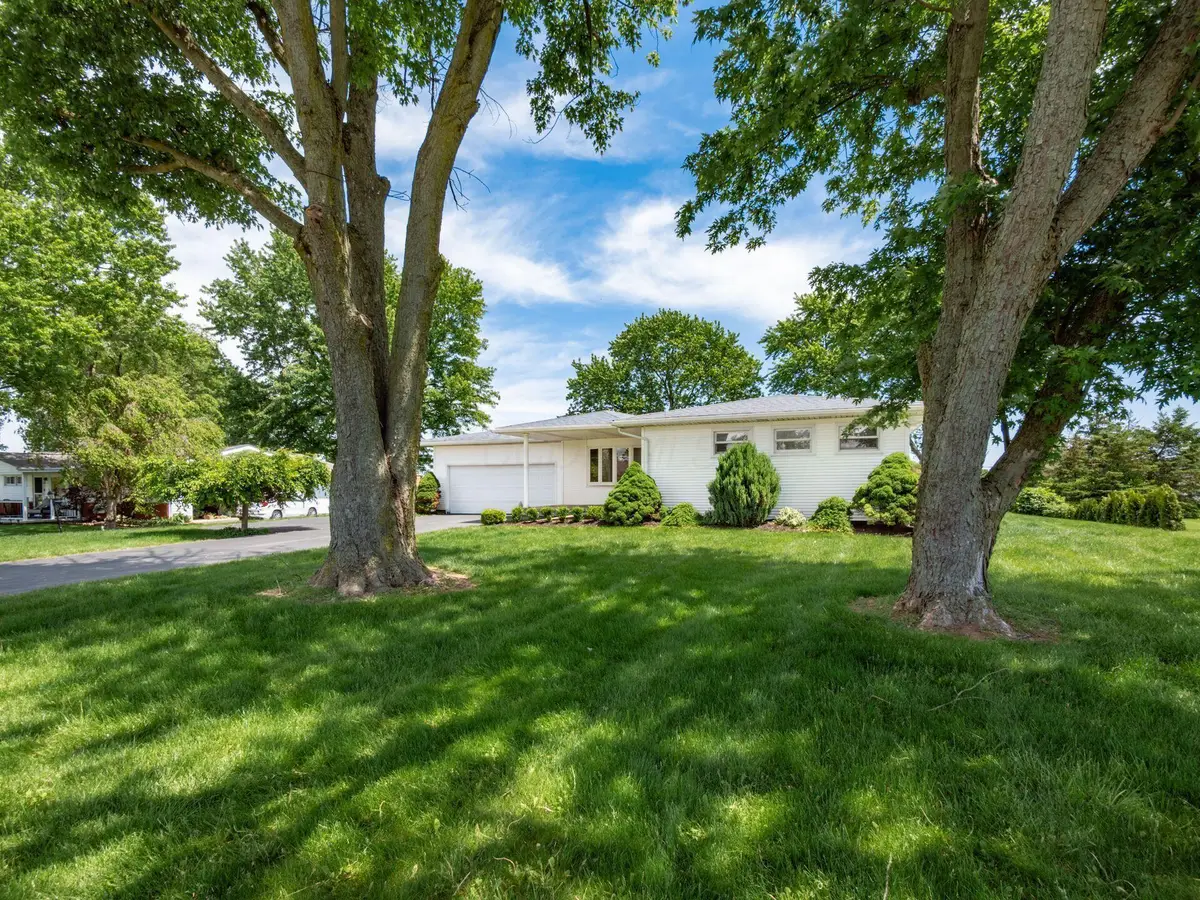 5675 Grove City Road, Grove City, OH 43123 - #1