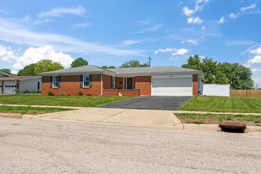 432 Glenmont Court, Circleville, OH 43113 - #2