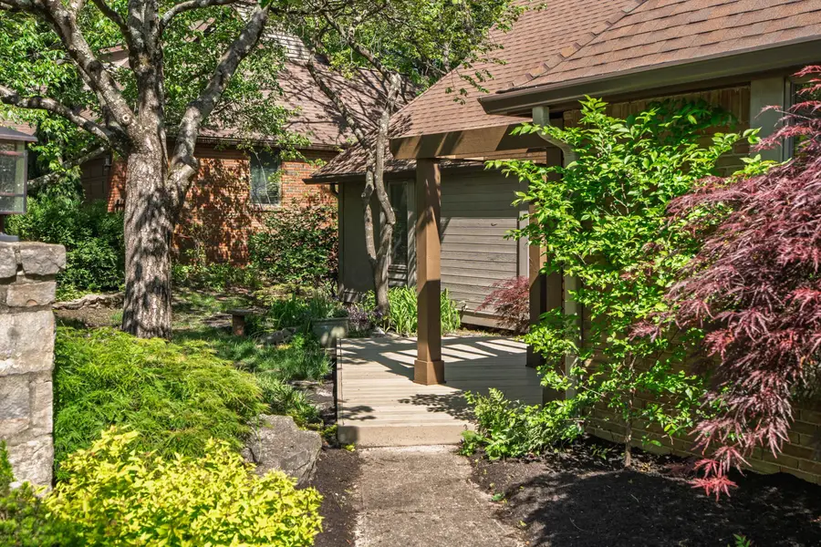 130 Whieldon Lane, Columbus, OH 43085 - #3