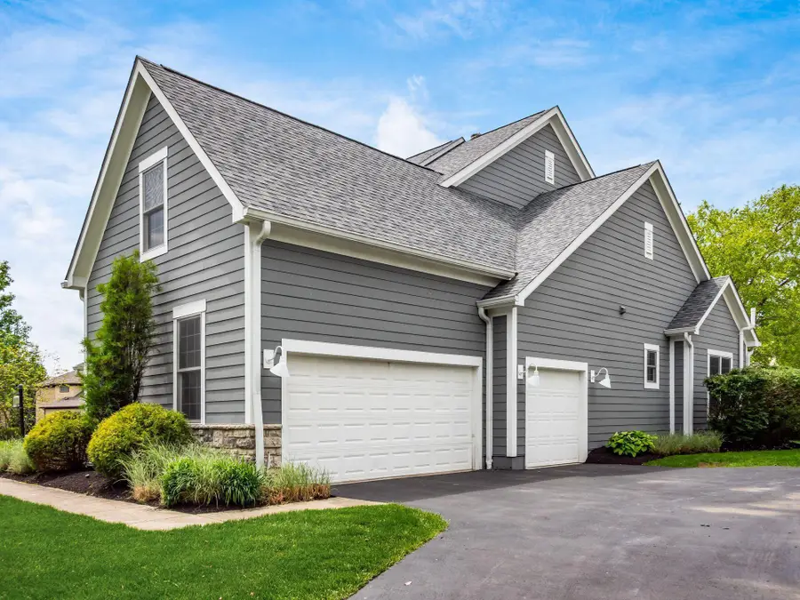 6947 Jennifer Ann Drive, Lewis Center, OH 43035 - #3