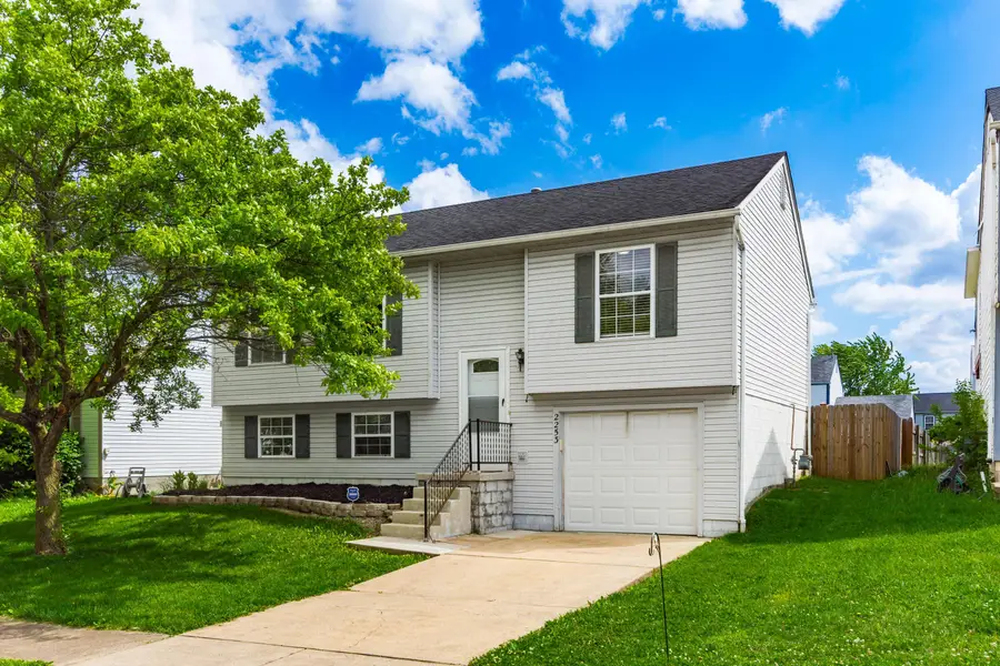 2253 Autumn Village Court, Columbus, OH 43223 - #2