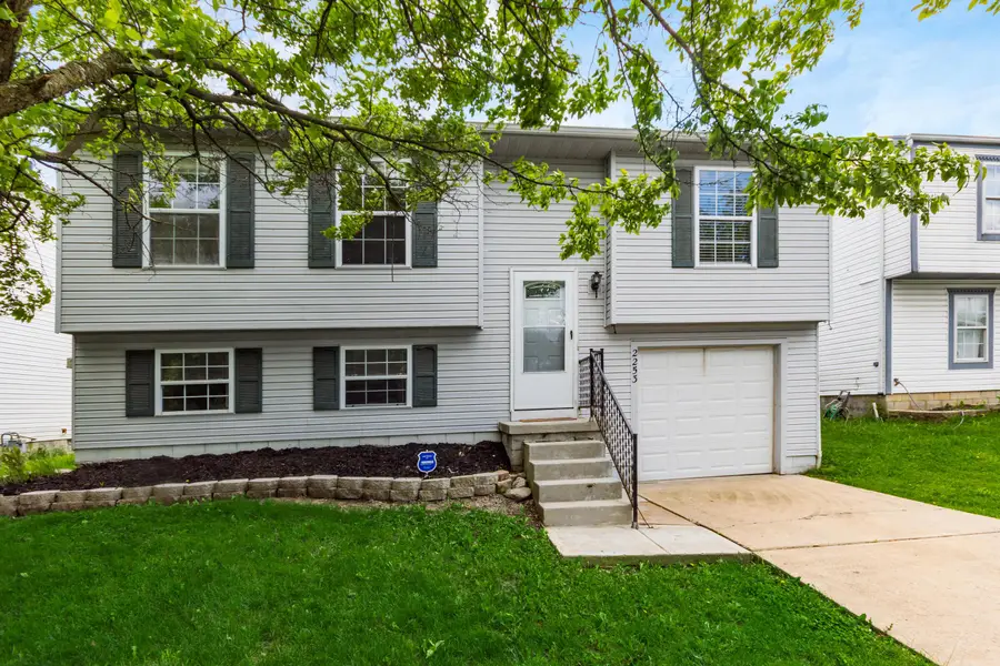 2253 Autumn Village Court, Columbus, OH 43223 - #3