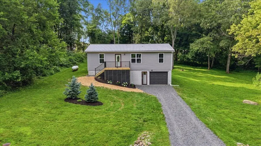 52 Eastway Court, Howard, OH 43028 - #2